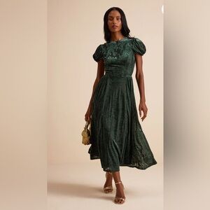 Lulu's Dark Green Midi Dress